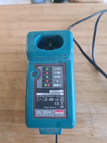 Makita battery charger - makita,