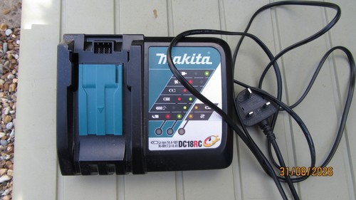 Makita 18v battery charger - makita,