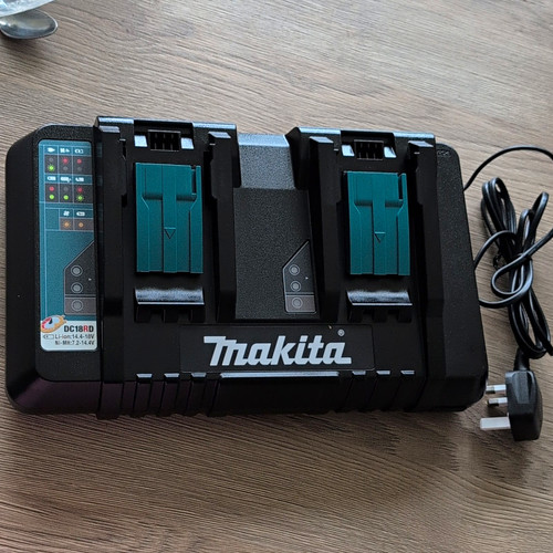 Makita dc18rd dual port - dual,