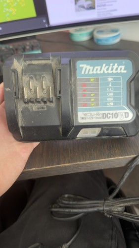 Makita dc10wd ion 8 - dc10wd, li-ion