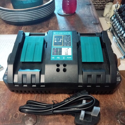 Dual fast charger - fast, for